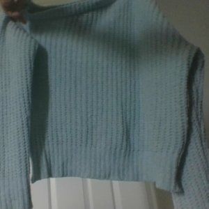 Off the shoulder crop sweater!